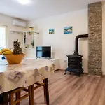 Casa Porozina - Cozy Apartments&rooms - Paradise 300m