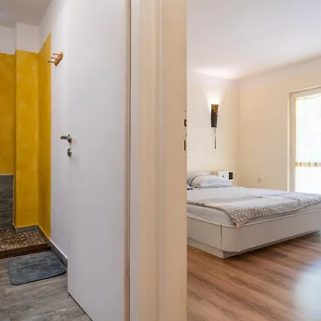 Casa Porozina - Cozy & - Paradise 300m شقة *