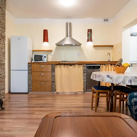 Casa Porozina - Cozy & - Paradise 300m Апартаменты