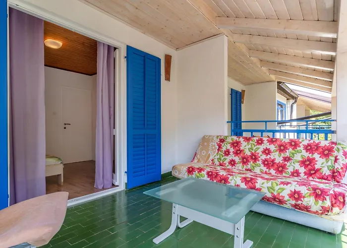 Casa Porozina - Cozy & - Paradise 300m דירה קרס