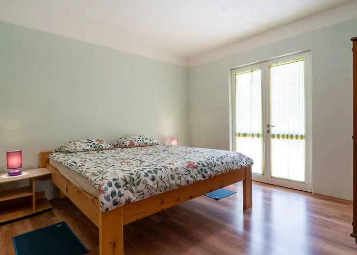 דירה Casa Porozina - Cozy & - Paradise 300m קרס